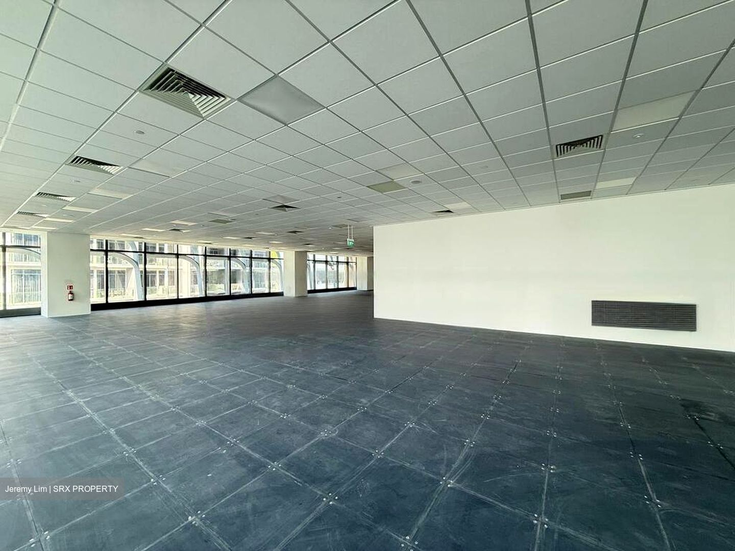 PS100 (D2), Office #451393541